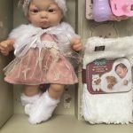 Реалистична кукла бебе