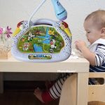 МУЗИКАЛНА ИГРАЧКА ЛЕБЕД С ПРОЖЕКЦИЯ