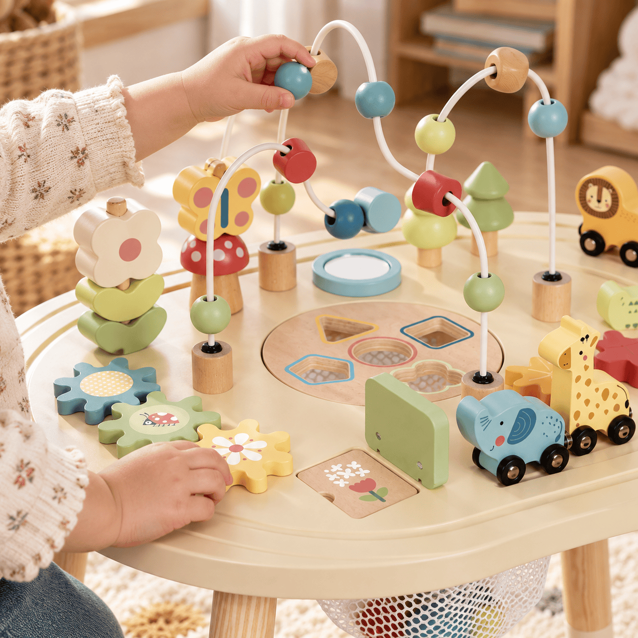Дървена активна маса Tooky Toy Сафари с игри и лабиринт - Image 2