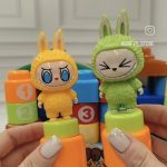 LABUBU конструктор с едри блокчета и фигурки в раница
