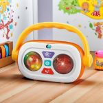 Бебешка музикална играчка касетофон