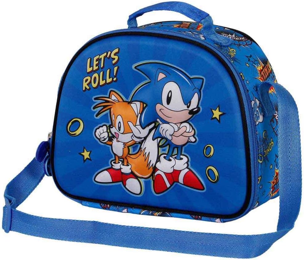 SONIC Let's Roll 3D термо чанта за обяд – Соник чанта за училище и градина KARACTERMANIA Какво представлява SONIC 3D термо чанта за обяд SONIC Let's Roll 3D термо чанта за обяд е лицензирана ученическа чанта за храна с изотермична подплата, създадена за активни деца, които обичат Соник и динамичните приключения. Това е практична Соник чанта за училище и градина, която запазва храната свежа и защитена. Моделът е с твърд 3D релефен панел отпред, стабилен цип, подсилена дръжка и регулируема презрамка до 120 см. Има и задна лента за закрепване към количка или раница. Размери: 26 х 20 х 10 см Марка: KARACTERMANIA Защо да изберете термо чанта за обяд Соник Родителите търсят „термо чанта за училище“, „Соник чанта за обяд“ или „ученическа термо чанта за момче“ с реално качество. SONIC 3D термо чанта предлага: ✔ Изотермична подплата – запазва храната при оптимална температура ✔ Здрава конструкция – устойчива на ежедневна употреба ✔ Регулируема презрамка – удобство за носене ✔ Лицензиран продукт KARACTERMANIA В тази Соник термо чанта за обяд спокойно може да сложите: – кутия за храна – сандвич – плод – десерт – бутилка вода Перфектна за училище, детска градина, екскурзии и спортни занимания. Ползи за детето Соник символизира скорост, смелост и увереност. Когато детето носи SONIC Let's Roll 3D термо чанта, то носи любимия си герой всеки ден. Това повишава самостоятелността и желанието да се грижи за собствените си вещи. Тази Соник чанта за храна помага на детето: – да бъде организирано – да носи домашен обяд – да се чувства уверено сред връстниците Играчките не правят децата по-послушни, но правилните ученически аксесоари им дават пространство да бъдат себе си. Технически характеристики Модел: SONIC Let's Roll Марка: KARACTERMANIA Размери: 26 х 20 х 10 см Отделение: 1 с изотермична подплата Закопчаване: цип Презрамка: регулируема до 120 см Допълнително: 3D релефен преден панел, задна лента за количка Отзиви от доволни клиенти ★★★★★ Георги, гр. Варна „Търсех Соник термо чанта за училище. Здрава и практична, детето я носи всеки ден.“ ★★★★★ Милена, гр. Пловдив „Качествена SONIC чанта за обяд. Побира кутия и бутилка без проблем.“ SONIC Let's Roll 3D термо чанта за обяд KARACTERMANIA. Лицензирана Соник чанта за училище и градина с изотермична подплата и релефен 3D дизайн.