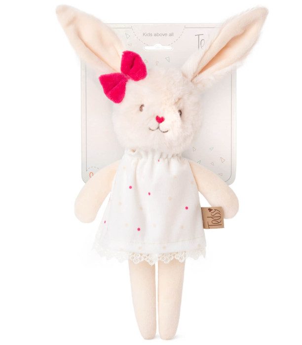 Плюшено бебешко зайче с рокля Amek Toys – 25 см, мека и нежна детска играчка, подходяща за гушкане, спокойна игра и подарък за малко дете. 🐰 Какво представлява Плюшено бебешко зайче с рокля Amek Toys – 25 см Плюшено бебешко зайче с рокля Amek Toys – 25 см е изключително нежна и елегантна детска играчка, създадена за най-малките. По снимка се вижда меко бяло зайче с дълги ушички, фина усмивка и красива бяла рокля с малки цветни точици и дантелен завършек, допълнена с розова панделка. Дизайнът е изчистен, бебешки и много нежен – подходящ за първа плюшена играчка. Това зайче е създадено да бъде първи приятел за гушкане, който носи спокойствие и сигурност още от най-ранна възраст. 🎁 Защо да изберете това бебешко зайче с рокля Перфектен подарък за специален повод Плюшено бебешко зайче с рокля е чудесен избор за подарък за кръщене, подарък за новородено, изненада за бременна мама, както и за рожден ден, Коледа или предстоящия Великден. Нежният му външен вид го прави предпочитан подарък за момиче. Спокойна и емоционална игра Плюшените играчки подпомагат емоционалното развитие и създават чувство за уют. Това зайче е идеално за гушкане, сън и спокойна игра. 🌱 Ползи за детето Създава чувство за сигурност и комфорт Подпомага емоционалното развитие Насърчава въображението и ролевата игра Подходящо за самостоятелна и тиха игра Нежна текстура, подходяща за бебета Както често казваме – играчките не правят децата по-послушни, но им дават пространство да бъдат себе си и да се развиват. ⭐ Отзиви от доволни клиенти ★★★★★ Мария Д., гр. София – дете на 1 г. „Много красиво и нежно плюшено зайче. Перфектно за подарък.“ ★★★★★ Елена П., гр. Пловдив – дете на 2 г. „Рокличката е страхотна, зайчето е много меко.“ ★★★★★ Анелия К., с. Калековец – дете на 3 г. „Качествена изработка и много сладък дизайн.“ 📏 Технически данни Продукт: Плюшено бебешко зайче с рокля Размер: 25 см Материал: Висококачествен плюш и текстил Пълнеж и багрила: Безвредни за здравето Марка: Amek Toys Подходяща възраст: 0+ / 12+ месеца Тип играчка: Мека плюшена играчка 🛍️ Онлайн магазин Мама&Бебе – грижа, на която можете да се доверите Онлайн магазин Мама&Бебе предлага богато разнообразие от детски играчки, дървени образователни комплекти и подаръци за Коледа, рожден ден и специални поводи. Купи лесно и бързо на shopmamabebe.eu – мястото, където всяка играчка носи усмивка. Facebook: https://www.facebook.com/mamaandbabystore Телефон за поръчки: 0896944003 📦 Повече за условията на доставка с Еконт: https://www.econt.com 👇 Натисни линка и добави в количката – ще се влюби не само детето, а и ти! ❓ Често задавани въпроси Подходящо ли е за бебе Да, зайчето е меко и подходящо за бебета и малки деца. Подходящо ли е за подарък за кръщене Да, това е един от най-предпочитаните подаръци за кръщене и бебешки празници. Подходящо ли е за момиче Да, дизайнът с рокля е специално създаден за момичета. 💗 Благодарим Ви, че избирате Онлайн магазин Мама&Бебе. Пожелаваме много нежни моменти, спокойни игри и усмивки у дома.