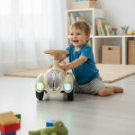 Ретро детска кола за бутане със светлини и музика