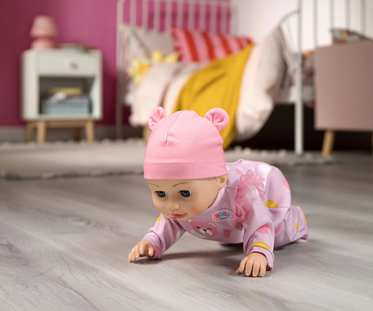 BABY born Емили 43 см – интерактивна кукла пълзи и се учи да ходи - Image 3